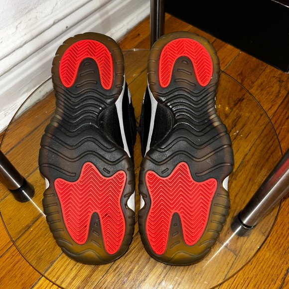 Air Jordan 11 Retro Low BG “Infrared” (2014) - Picture 5 of 5